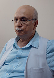 イザット・マジード